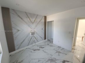 12101 SW 215th St, Miami FL 33177