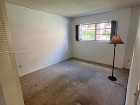 440 E 23rd St 1118, Hialeah FL 33013