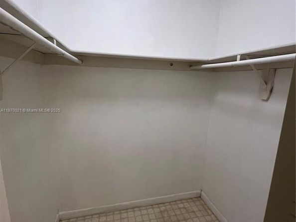 440 E 23rd St 1118, Hialeah FL 33013
