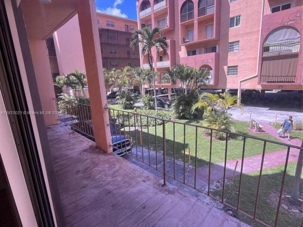 440 E 23rd St 1118, Hialeah FL 33013