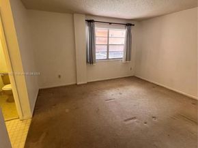 440 E 23rd St 1118, Hialeah FL 33013