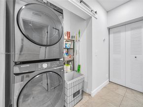 290 NW 109th Ave 103, Miami FL 33172
