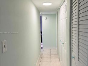 8951 N New River Canal Rd 2D, Plantation FL 33324