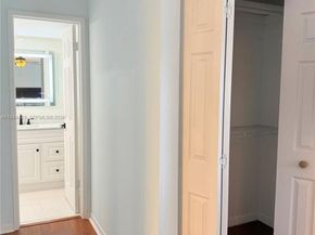 8951 N New River Canal Rd 2D, Plantation FL 33324