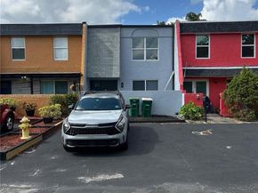 7402 NW 75th St, Tamarac FL 33321