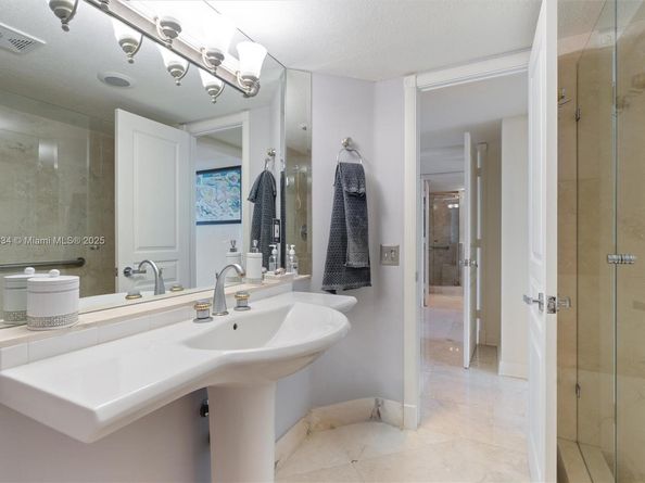 2200 S Ocean Ln 1902, Fort Lauderdale FL 33316