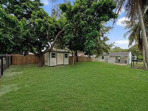 2431 Coolidge St, Hollywood FL 33020