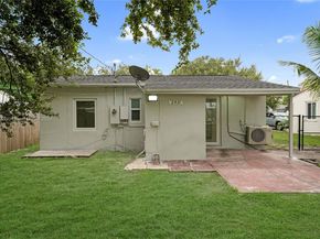 2431 Coolidge St, Hollywood FL 33020