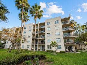 27 Royal Palm Way 102, Boca Raton FL 33432