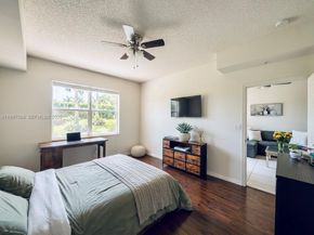 27 Royal Palm Way 102, Boca Raton FL 33432