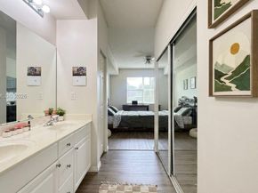 27 Royal Palm Way 102, Boca Raton FL 33432