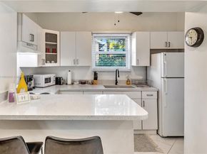 1947 Adams St, Hollywood FL 33020