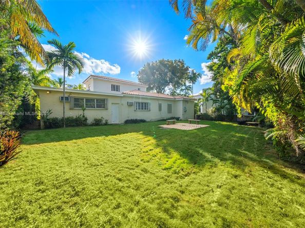 3586 Flamingo Dr, Miami Beach FL 33140