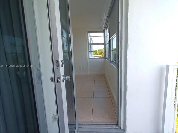 8000 Harding Ave 3B, Miami Beach FL 33141