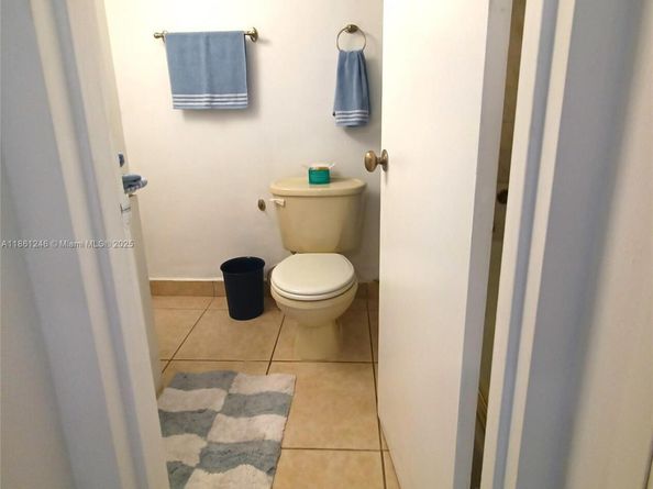 8000 Harding Ave 3B, Miami Beach FL 33141