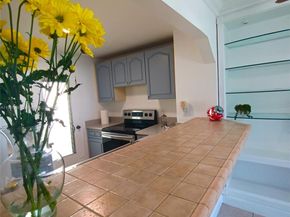 8000 Harding Ave 3B, Miami Beach FL 33141