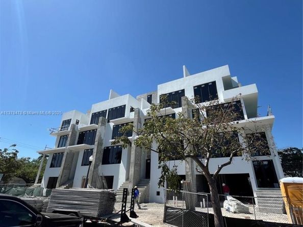 7300 Trouville Esplanade 3, Miami Beach FL 33141