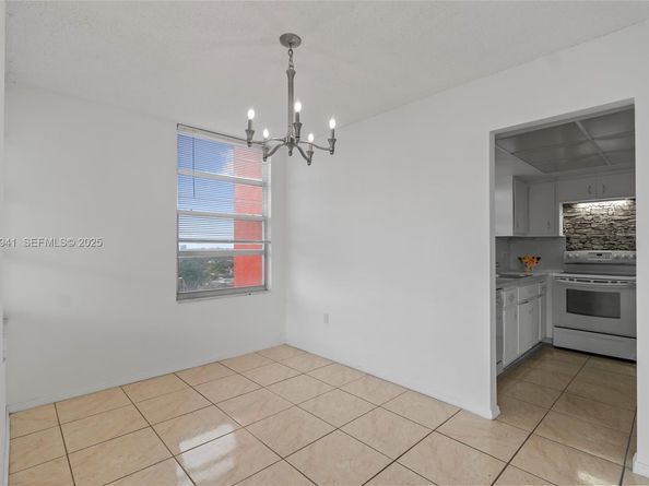 1301 NE Miami Gardens Dr 1025W, Miami FL 33179