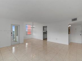 1301 NE Miami Gardens Dr 1025W, Miami FL 33179