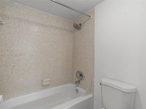 1301 NE Miami Gardens Dr 1025W, Miami FL 33179