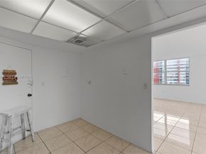 1301 NE Miami Gardens Dr 1025W, Miami FL 33179