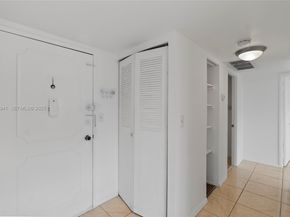 1301 NE Miami Gardens Dr 1025W, Miami FL 33179