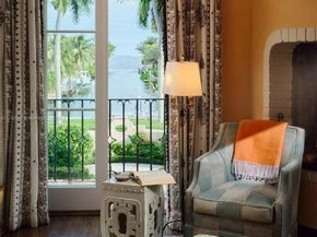 3467 N Moorings Way, Coconut Grove FL 33133