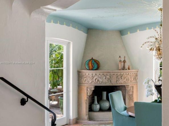 3467 N Moorings Way, Coconut Grove FL 33133