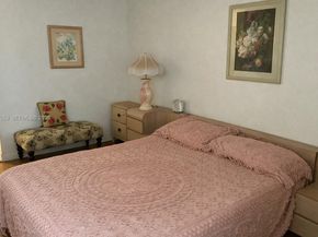 20851 San Simeon Way 202, Miami FL 33179