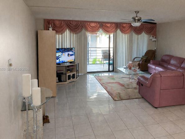 20851 San Simeon Way 202, Miami FL 33179
