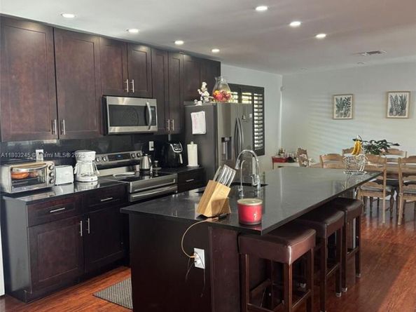 111 SW 24th Ave, Miami FL 33135