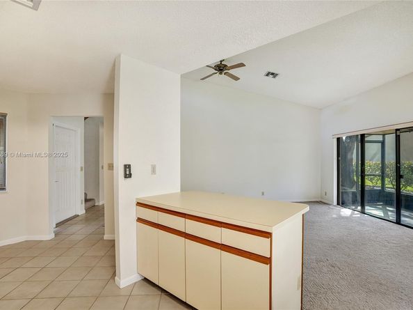 9444 N Chelsea Dr N, Plantation FL 33324