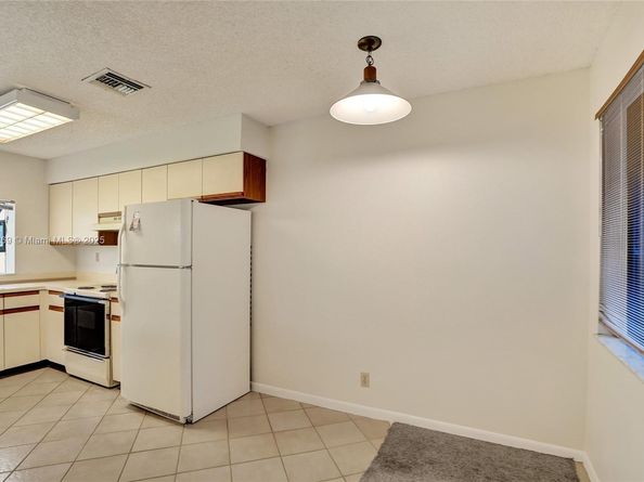 9444 N Chelsea Dr N, Plantation FL 33324