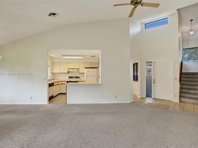 9444 N Chelsea Dr N, Plantation FL 33324