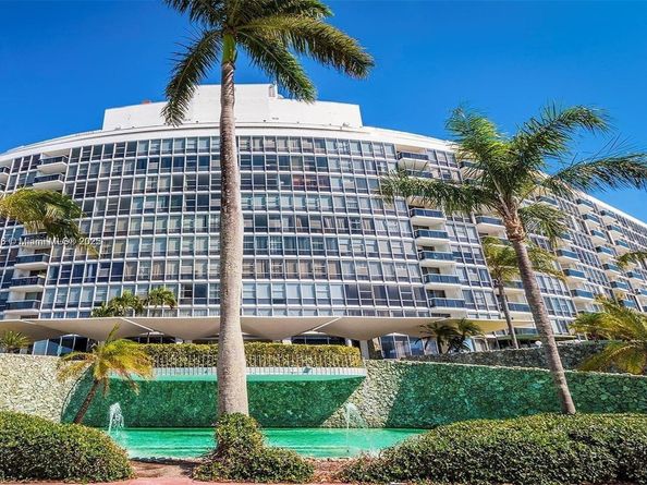 900 Bay Dr 211, Miami Beach FL 33141