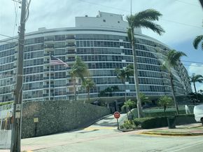 900 Bay Dr 211, Miami Beach FL 33141