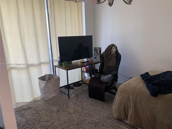 900 Bay Dr 211, Miami Beach FL 33141