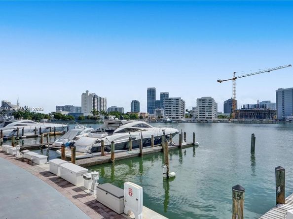 900 Bay Dr 211, Miami Beach FL 33141