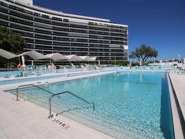900 Bay Dr 211, Miami Beach FL 33141