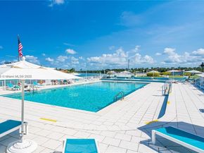 900 Bay Dr 211, Miami Beach FL 33141