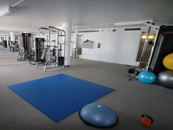 900 Bay Dr 211, Miami Beach FL 33141