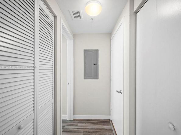335 S Biscayne Blvd 2704, Miami FL 33131