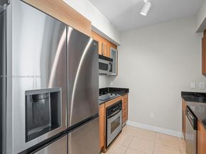 335 S Biscayne Blvd 2704, Miami FL 33131