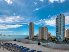 335 S Biscayne Blvd 2704, Miami FL 33131