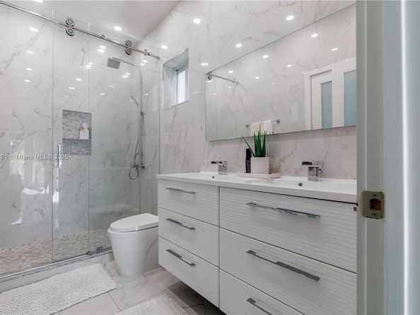 13731 SW 136th Pl, Miami FL 33186