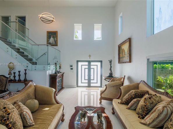 13731 SW 136th Pl, Miami FL 33186