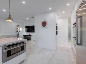 13731 SW 136th Pl, Miami FL 33186