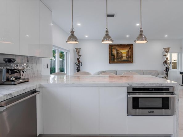 13731 SW 136th Pl, Miami FL 33186