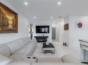 13731 SW 136th Pl, Miami FL 33186