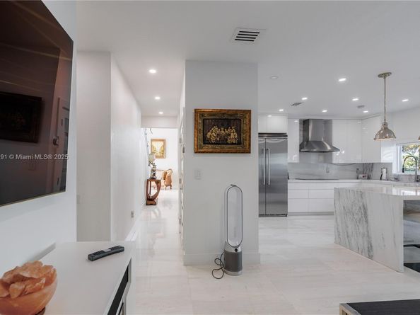 13731 SW 136th Pl, Miami FL 33186